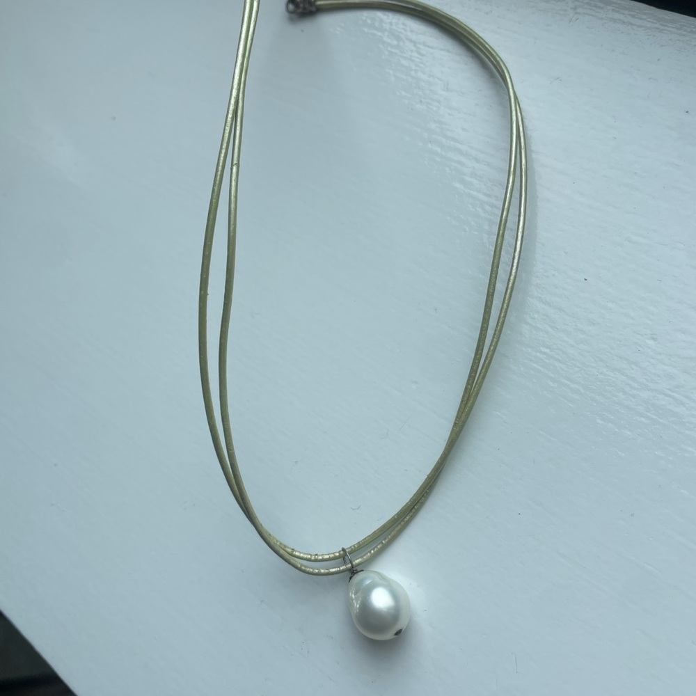 Green Silk Wire and Pearl Necklace